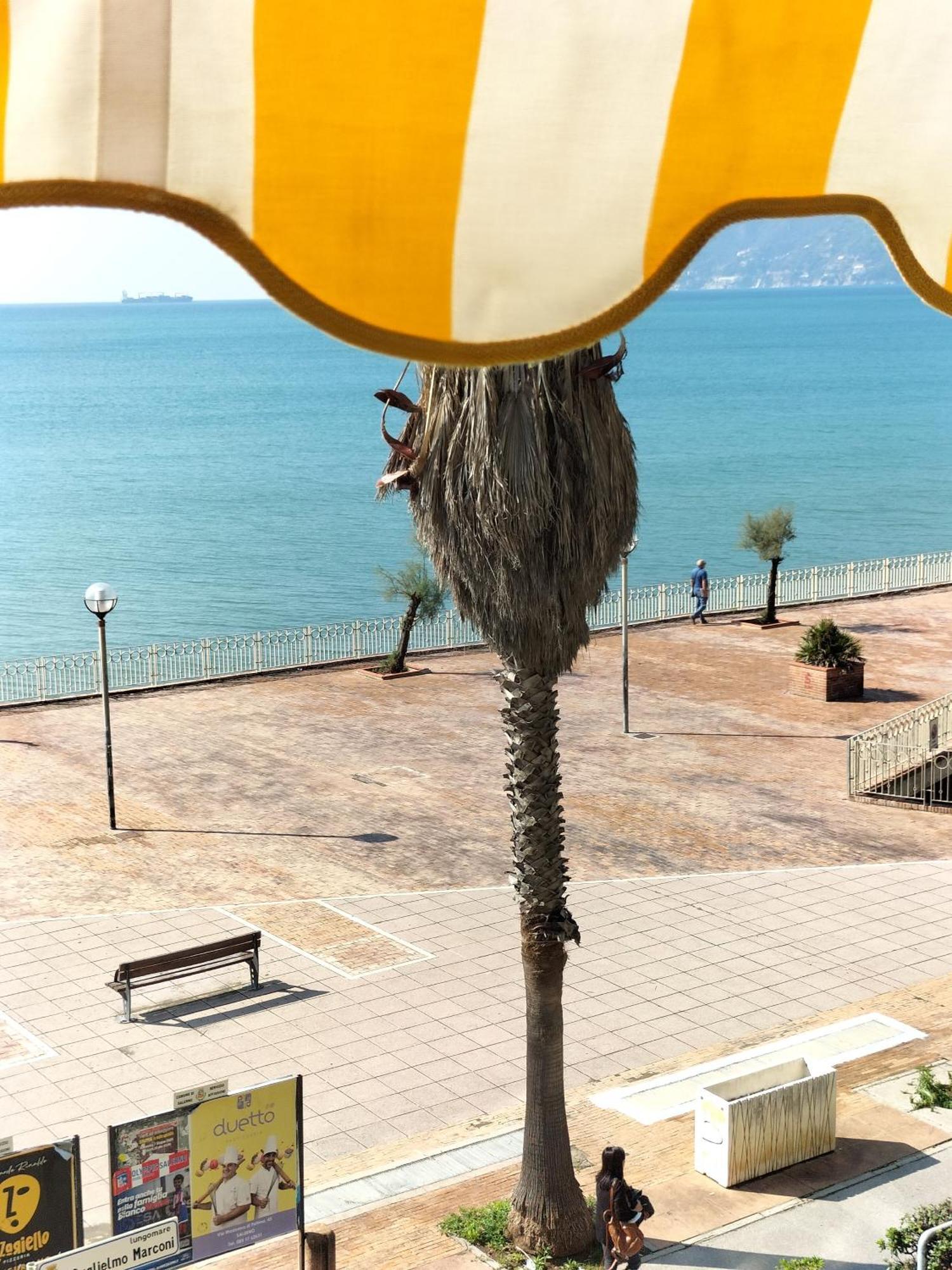 Bed & Breakfast Al Mare Da Giancarlo Salerno