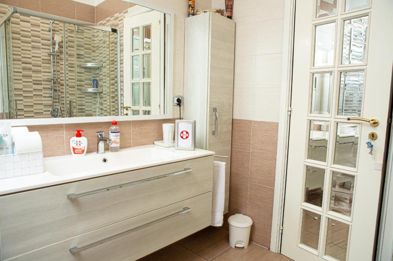 Al Mare Da Giancarlo Bed & Breakfast *